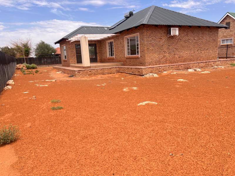 To Let 3 Bedroom Property for Rent in Kathu Northern Cape